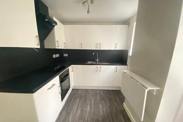 4 bed house, Wellington Street, Greenbank, Plymouth, PL48NB - Image 4